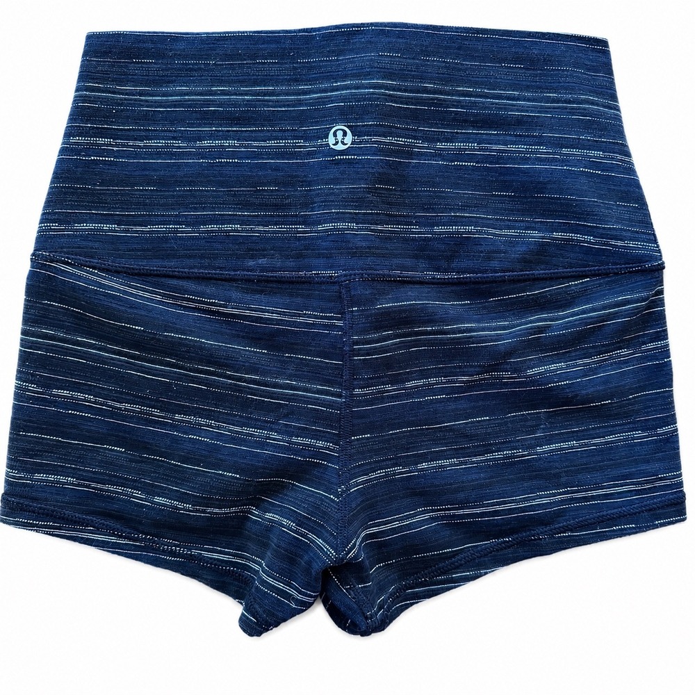 Lululemon High Rise Athletic Shorts Navy Blue Stripe Space Dye Yoga Gym Size 6